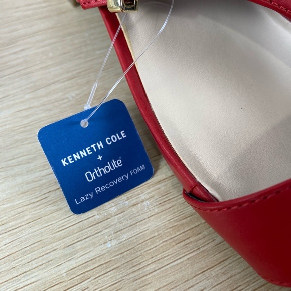 Kenneth Cole Red Sandals Heels Flip Flops Open Toed Sandals size 10 NWT - Picture 6 of 13